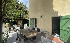 Appartement Plein Centre Avec Jardin